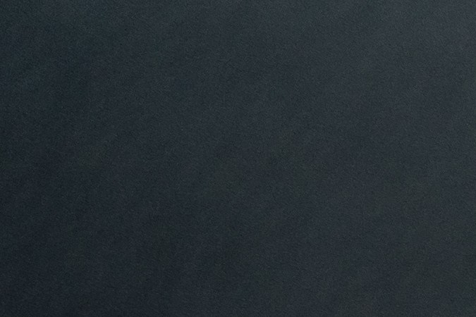 Los botiquines de primeros auxilios se guardan en cualquier parte del auto.