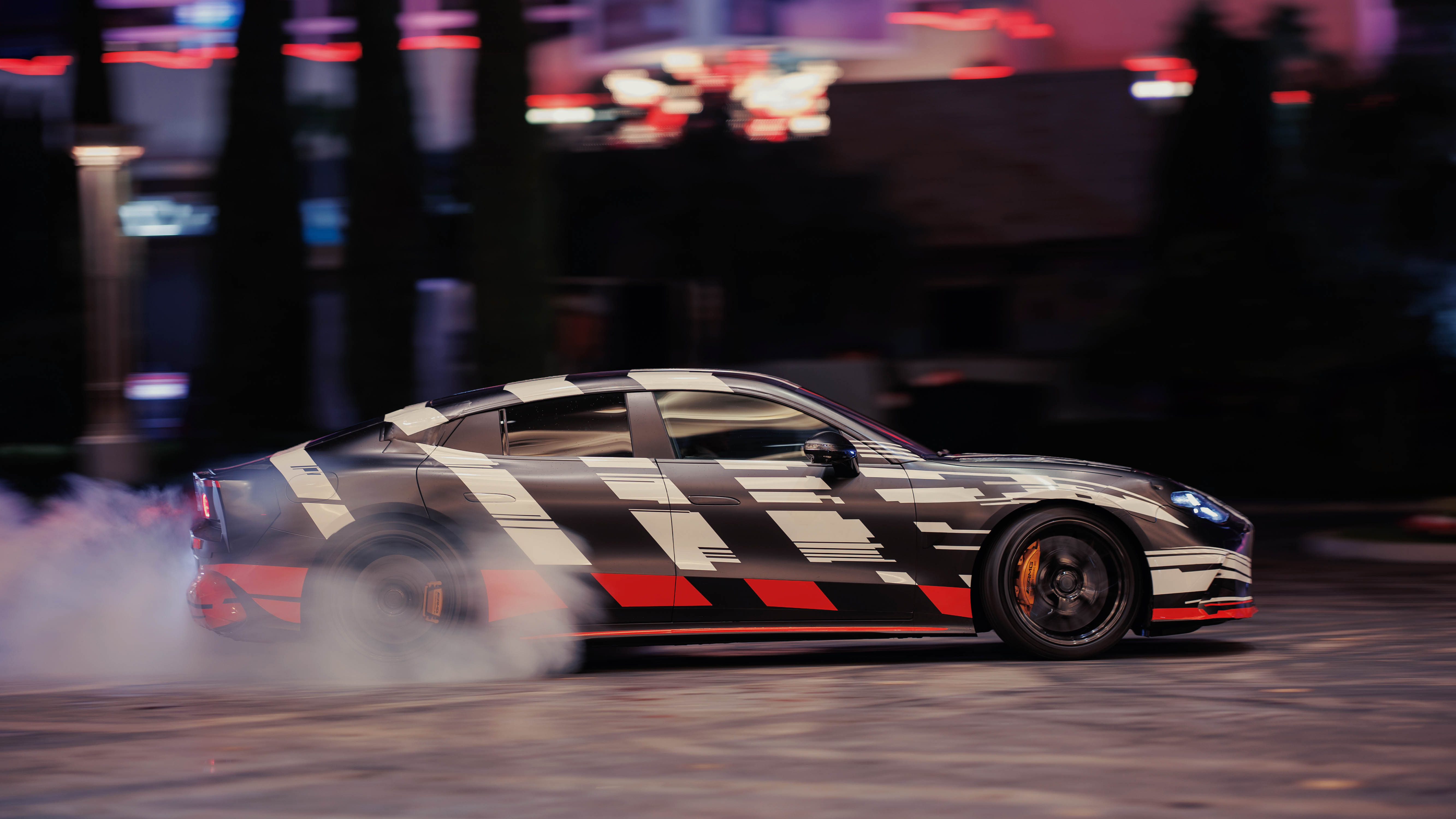 Mercedes-AMG GT 4-puertas Coupé será lanzado en 2026.