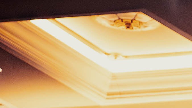 Mercedes-AMG GT 4-puertas Coupé tiene una configuración de carrera.