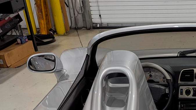 Mercedes-Benz CLK GTR Roadster 2022 tiene una línea de sieño única.