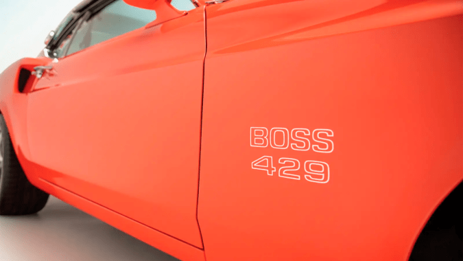 Revology Mustang Boss 429 fue totalmente renovado.