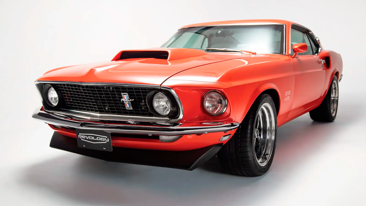 Revology Mustang Boss 429 tiene todo el ADN del modelo clásico.