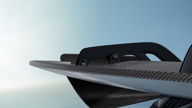 Porsche 911 GT3 con Kit Manthey 2026 tiene mejoras significativas en carga aerodinámica.