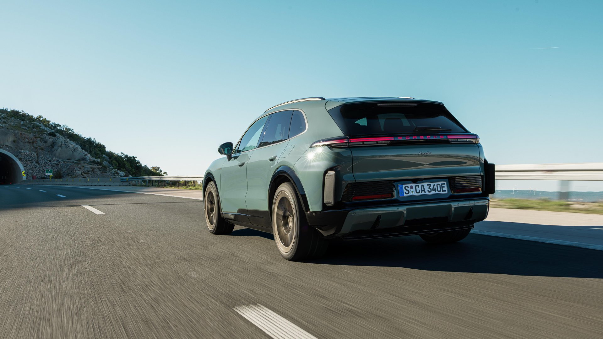 Porsche Cayenne Electric 2026 tiene una aerodinámica estilizada.