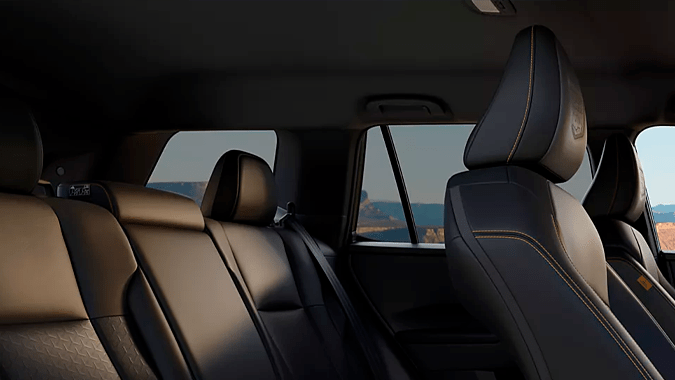 Subaru Outback 2026 tiene espacio para cinco personas.