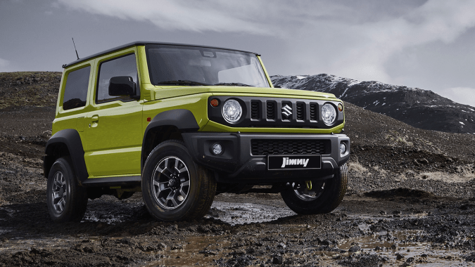 La Suzuki Jimny destaca por sus habilidades todoterreno.