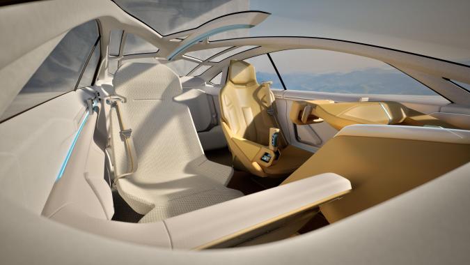 Kia Vision Meta Turismo tiene un interior amplio y cómodo.