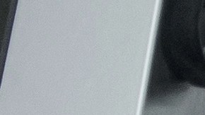 cómodo interior del autobús de pasajeros con asientos tapizados; transferencia individual para un grupo de personas; conversión del interior de un camión;