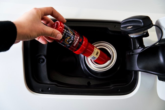 Los aditivos para gasolina mejoran el rendimiento.