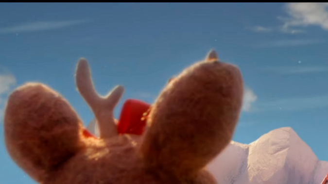 Audi muestra algunas hazañas de sus modelos en su video navideño.