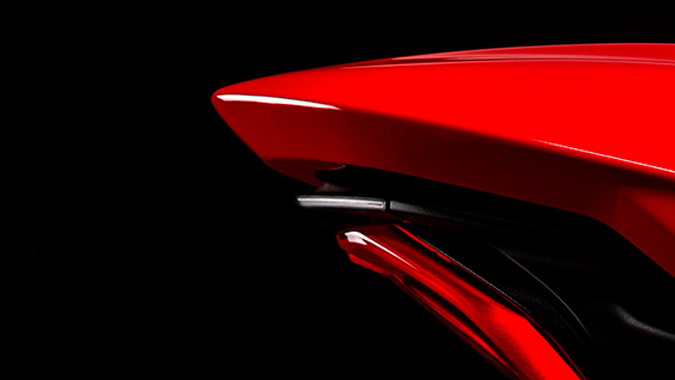 Ducati Monster 2026 tiene un colin más corto.