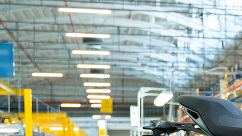 Ducati Monster 2026 tiene un poderoso motor V2.