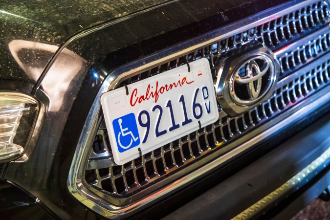 registro del auto con título