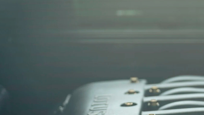 Encor Serie 1 conserva el poderoso motor V8.