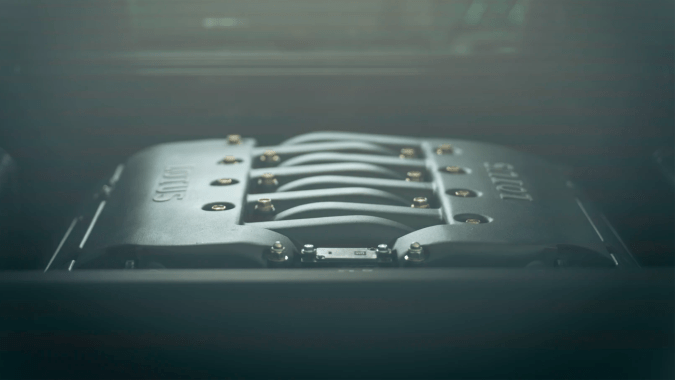 Encor Serie 1 conserva el poderoso motor V8.