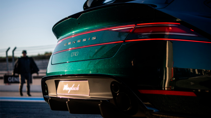 Genesis G90 Wingback Concept tiene líneas deportivas.