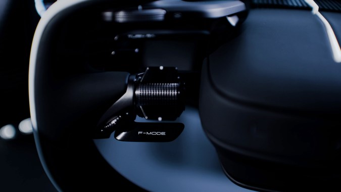 Lexus LFA Concept tiene tecnologías únicas de movilidad.