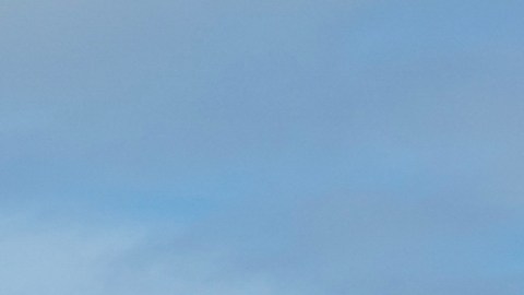 Hanoi, Vietnam - 19 oct, 2023: Lexus RX 500h F Sport Performanceance todos los coches nuevos están en la carretera en el campo de golf, Vietnam.