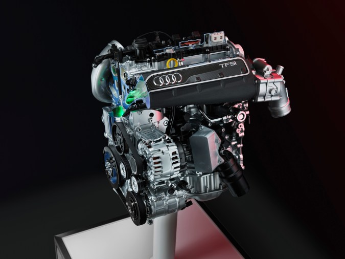 Motor Audi 2.5 TFSI cinco cilindros 2025 es uno de los más eficientes.
