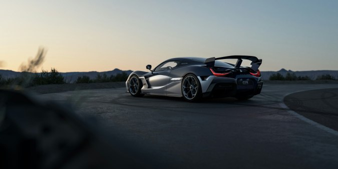 Rimac Nevera R Founder Edition se produjeron solo 10 unidades.