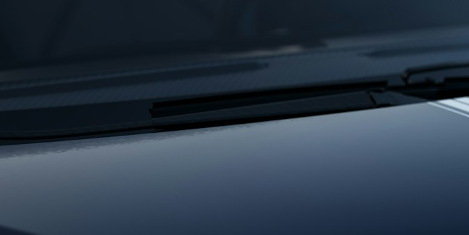 Rimac Nevera R Founder Edition tiene un acabado bitono.