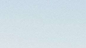 2025 Kia Niro Pack Lineup frente a las montañas en colores blanco, verde y azul