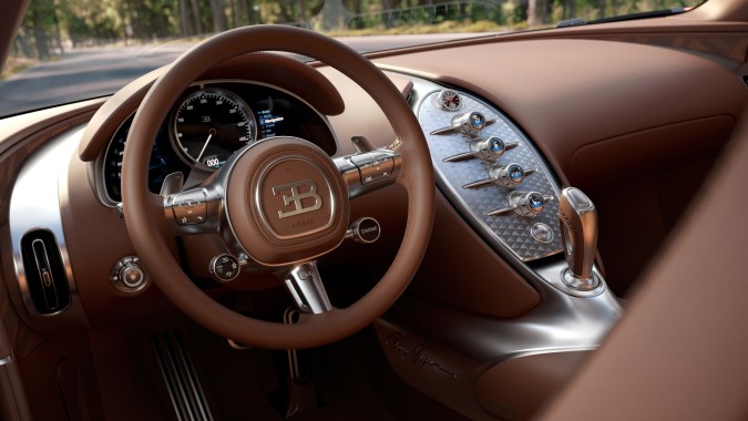 Bugatti FKP Hommage tiene un interior lujoso.
