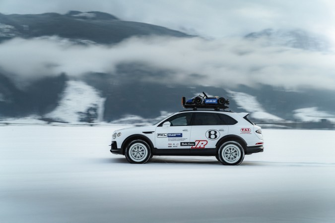 Bentayga X Concept lanza su versión todoterreno.