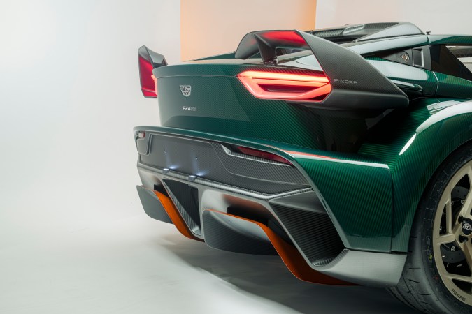 Donkervoort P24 RS tiene varios elementos aerodinámicos.