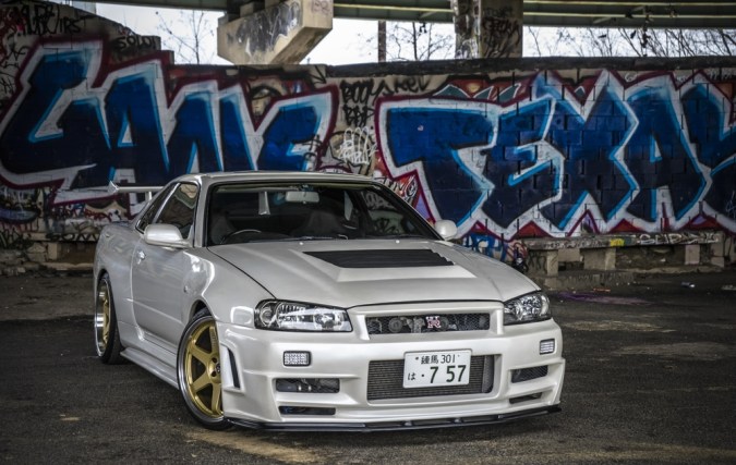 Nissan R34 GTR