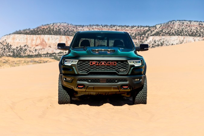 Ram TRX 2027 tiene acabados exclusivos.