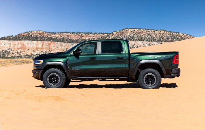 Ram TRX 2027 tiene un poderoso motor Hemi V8.