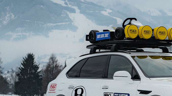 Bentayga X Concept se muestra en modo todoterreno.