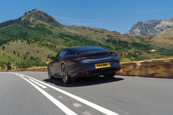 Bentley Continental GTS está preparado para pista.