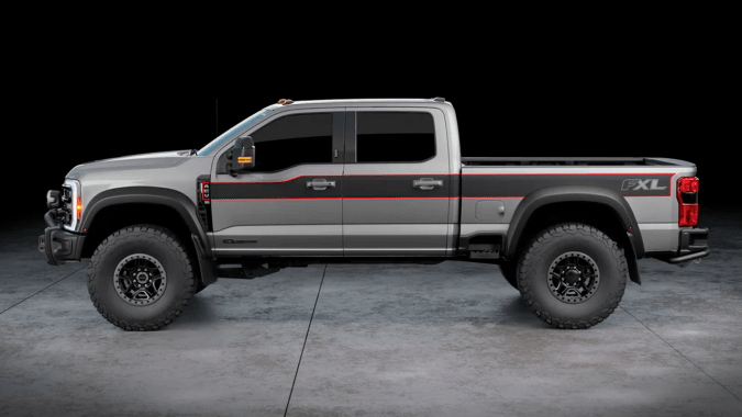 Kit todoterreno AEV FXL para Ford Super Duty eleva mucho más la camioneta.