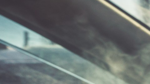 EL humo dentro del auto puede ser peligroso para la salud.