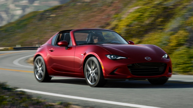 Mazda MX-5 Miata 202 tiene pequeñas actualizaciones.