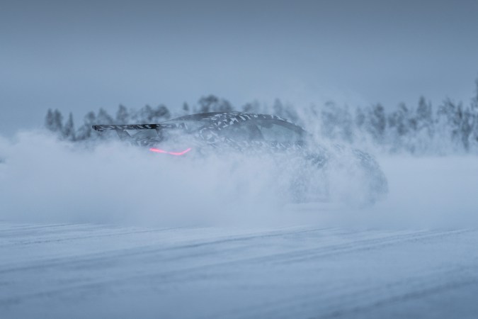 Mercedes-Benz Series Mythos entra en periodo de pruebas extremas.