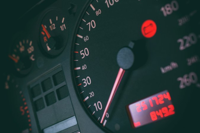 Kilometraje del vehículo Cuadro de mandos del coche