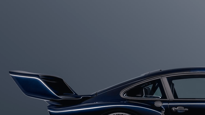 Singer Sorcerer. es un Porsche modificado.