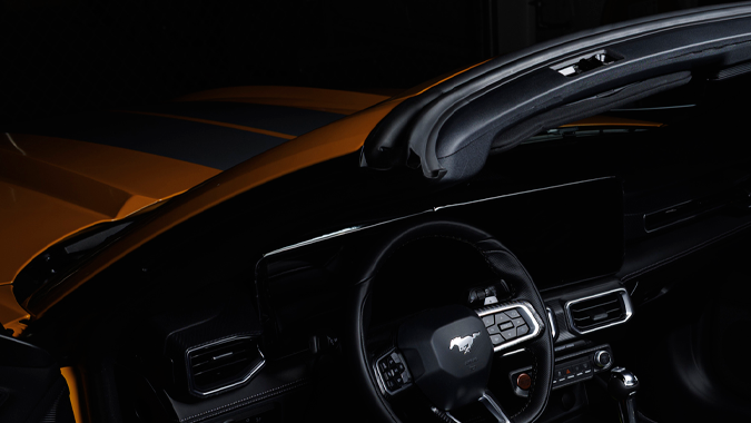 Shelby GT 350 2026 convertible ofreec potencia al aire libre