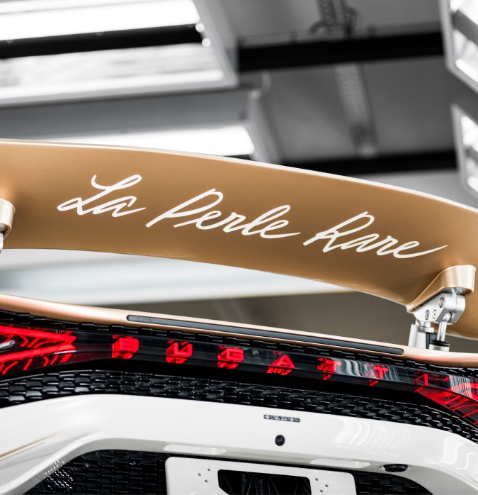 Bugatti “La Perle Rare” es una obra de arte sobre ruedas.