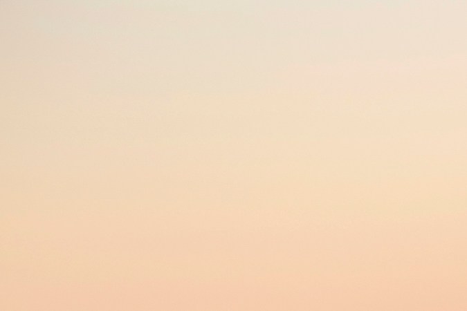 Toyota bZ Woodland 2026 usa varios elementos todoterreno.