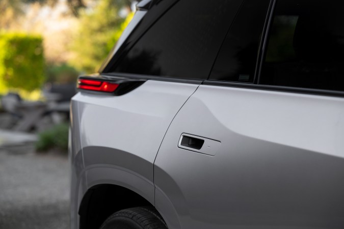 Toyota Highlander 2027 tiene un diseño moderno.