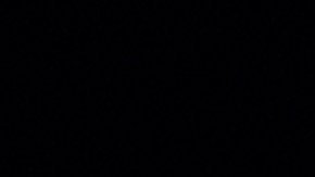 Monoplaza Cadillac F1 2026 negro con logo lateral en primer plano, detalle de fibra de carbono y diseño aerodinámico