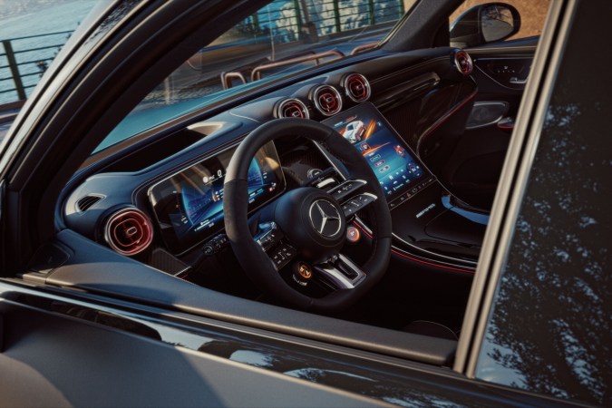 Mercedes-AMG GLC 53 traerá un interior más cómodo.