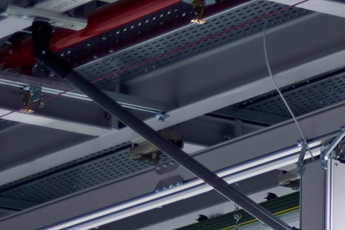 BMW i3 2027 fue mostrado en modo camuflaje.