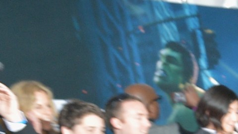 Robert Downey Jr en la premiere de Los Vengadores conduciendo el Acura NSX Roadster.