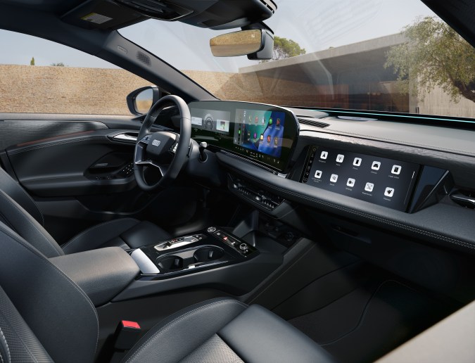 Audi presenta sus nuevos modelos A6 e-tron y Q6 e-tron 2027.