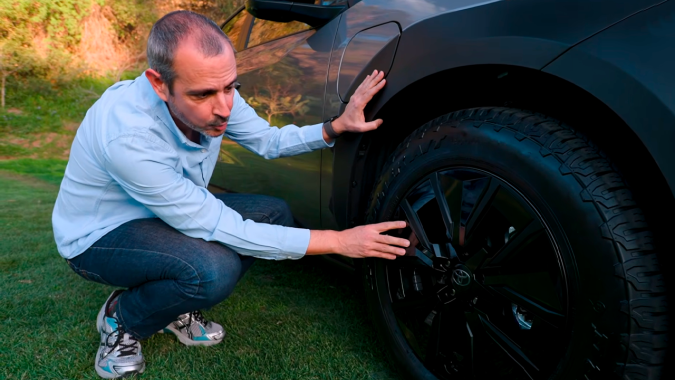 Toyota bZ Woodland 2026 tiene varios detalles que suman estética.